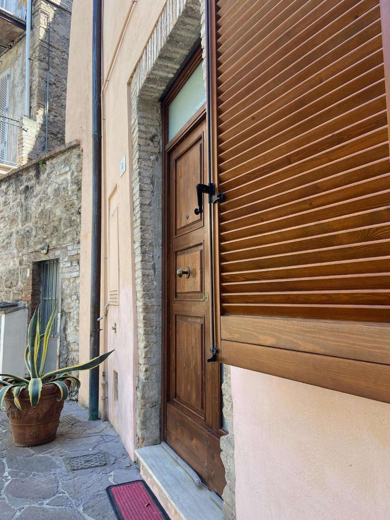 Appartamento Terni Centro Dış mekan fotoğraf